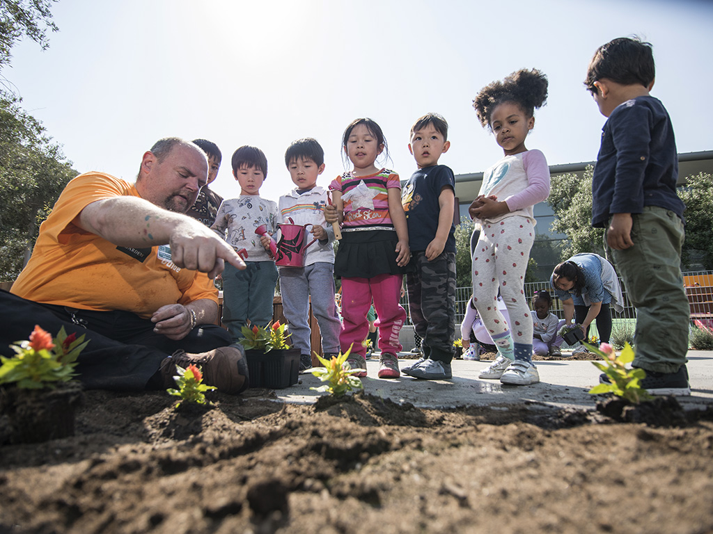 Hands-on Gardening for Kids | Yerba Buena Gardens